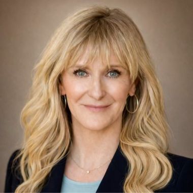 Tracy Hewitt